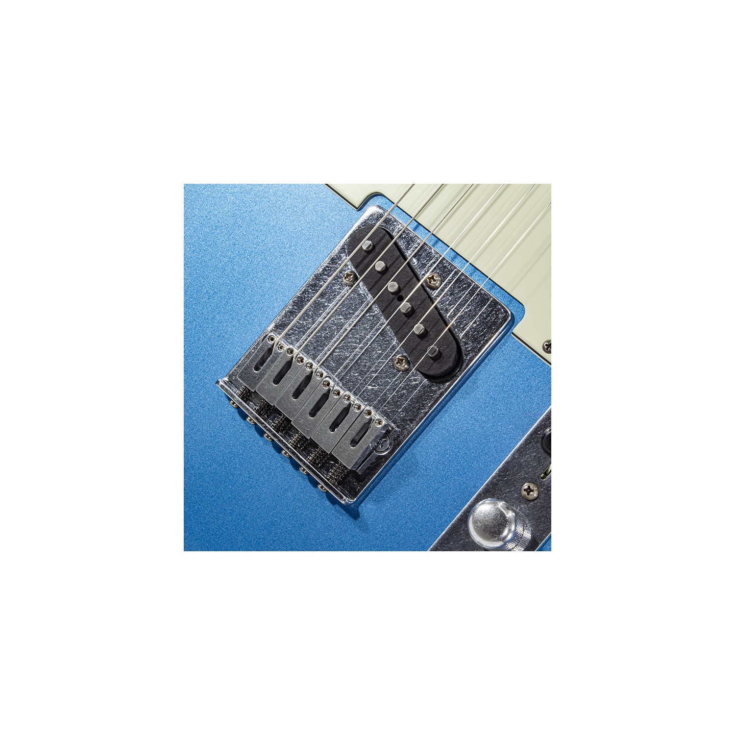 PT-WEMBLEY-NICK JOHNSTON-SH-ATOMIC SAPPHIRE