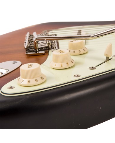 V6 ICON Distressed Sunset Sunburst