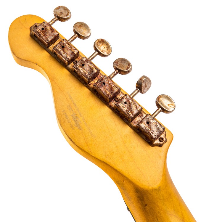 V62 ICON Distressed Ash Blonde