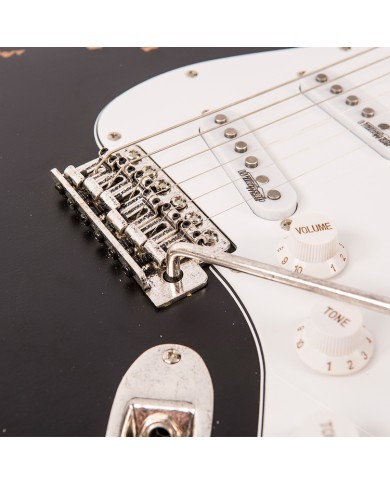 V6 ICON Distressed Boulevard Black