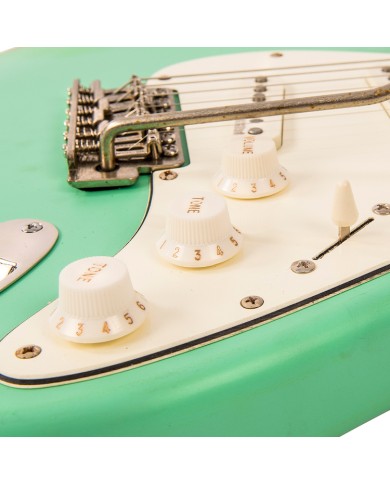 V6 ICON Distressed Ventura Green