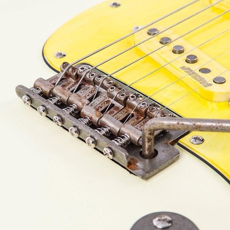 V6 ICON Thomas Blug White