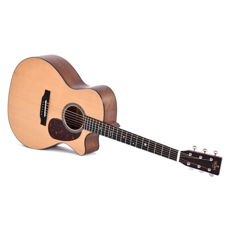 Crossroad Grand OM cutaway elettrificata