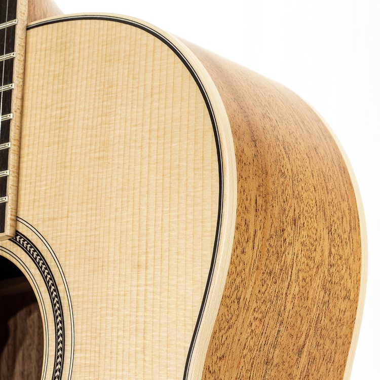 03 Mahogany Larrivee Elet