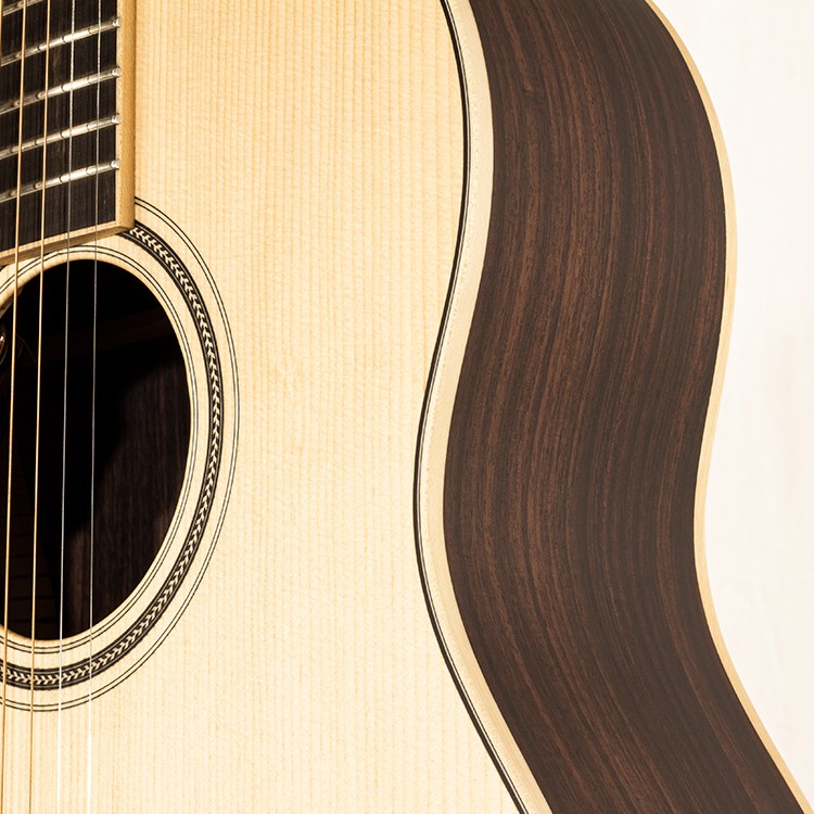 03 Rosewood Larrivee Elet