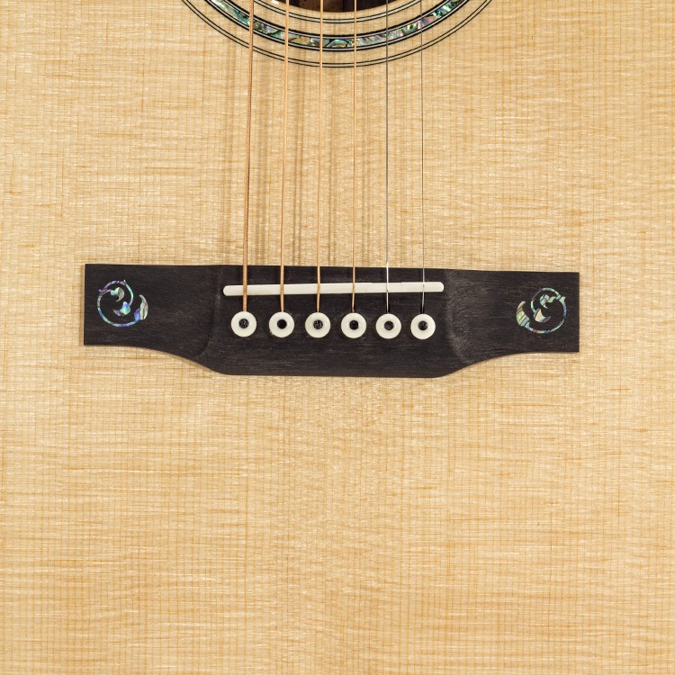 10 Larrivee Venetian Ctw Elet