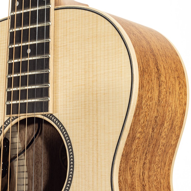 03 Mahogany Parlor Elet
