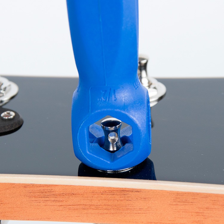 The Octopus 8 in 1 Tech Tool
