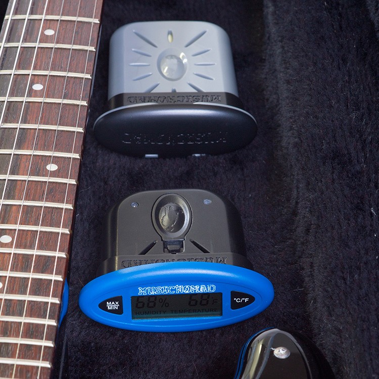 The HumiReader - Humidity + Temperature Monitor