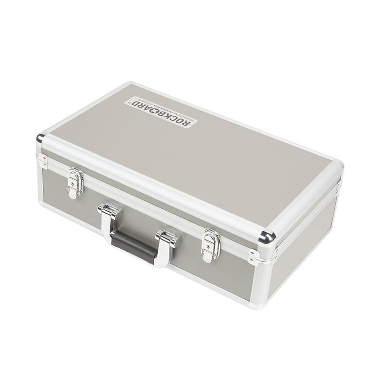 Pedalboard 44,2x23,4 con flight case
