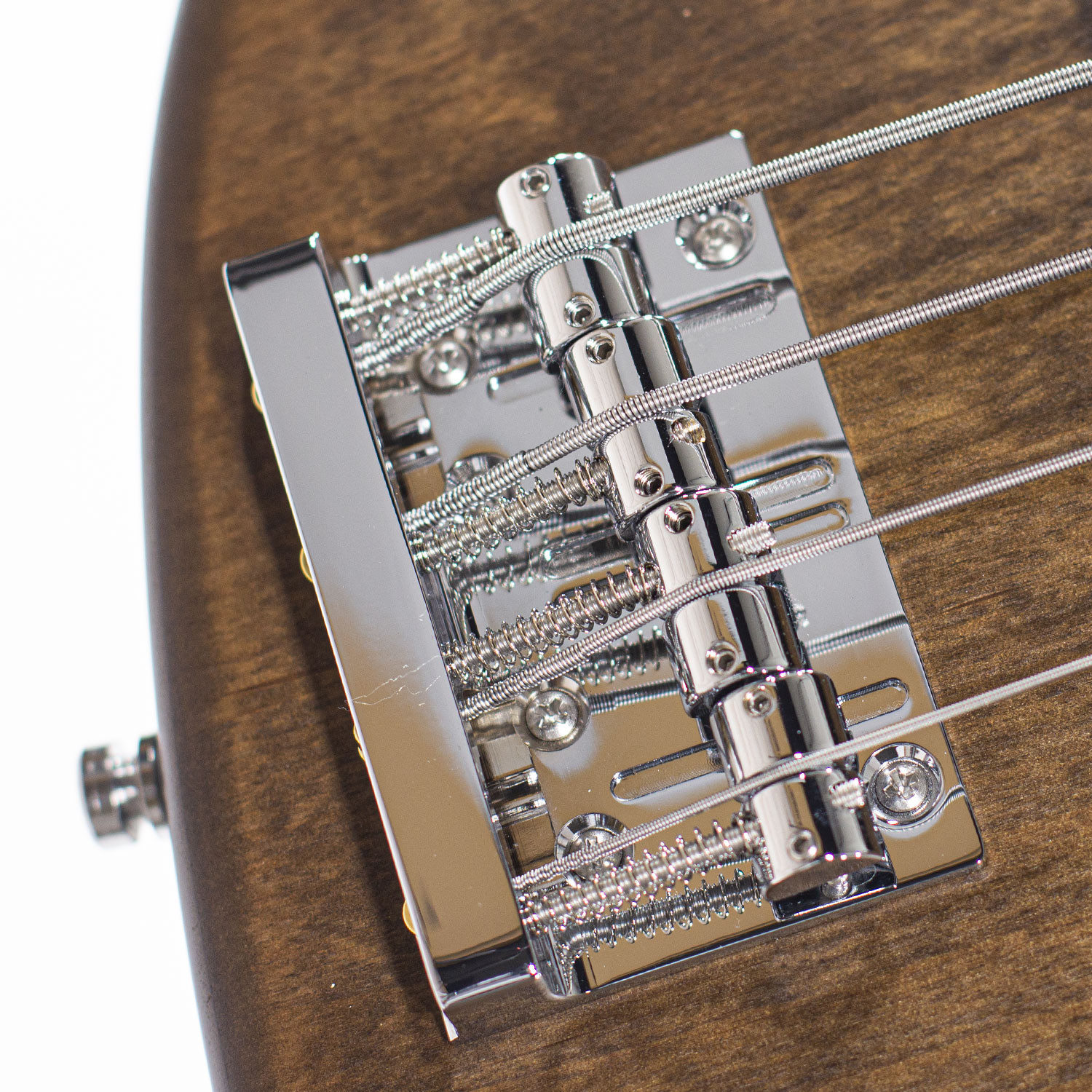 MetroLine JJ Bass 4 24 Vintage Ant Tobacco Satin