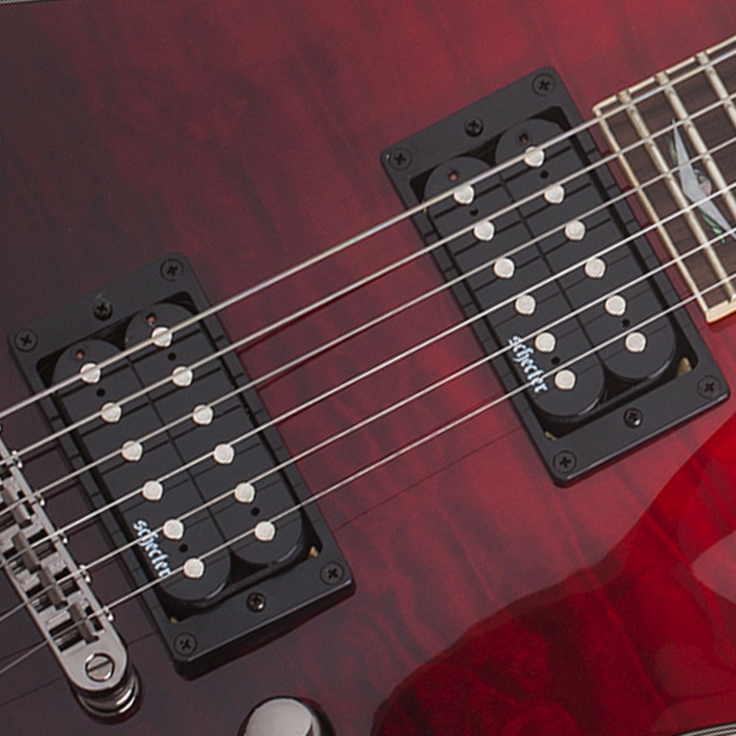 OMEN EXTREME-6-R-BK/RED FADE