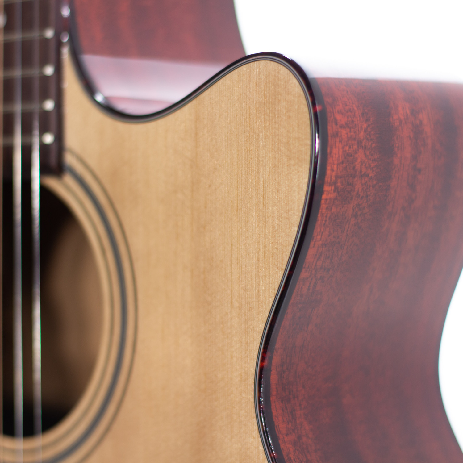 OM cutaway elettrificata natural