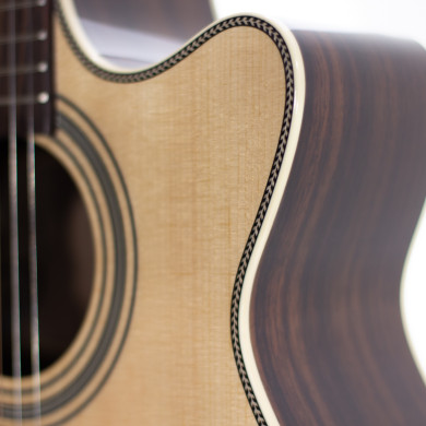 OM cutaway elettrificata natural