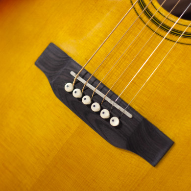 OM cutaway elettrificata tobaccoburst