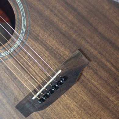 OM cutaway elettrificata koa