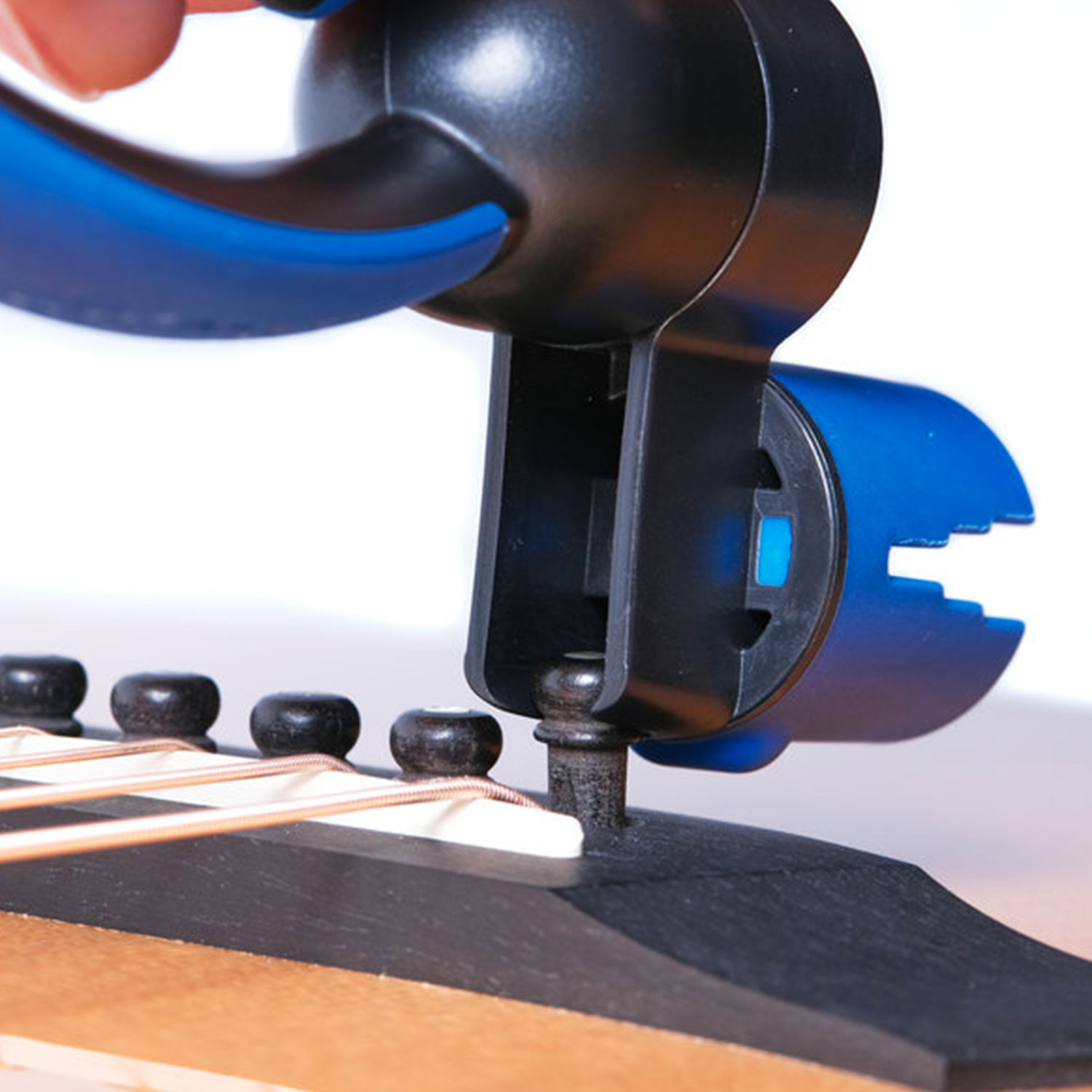 GRIP ONE - All in ONE String Winder + Cutter + Pul