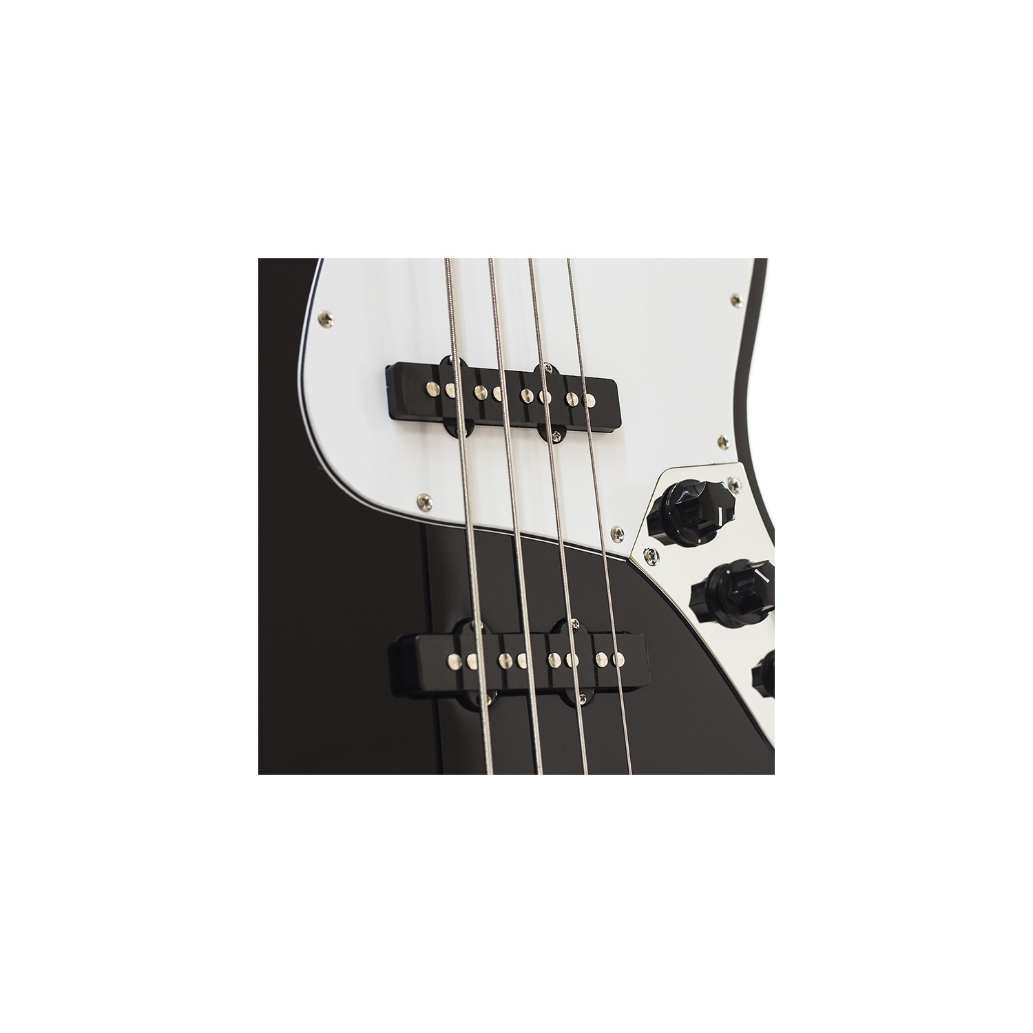 J Bass Style Black