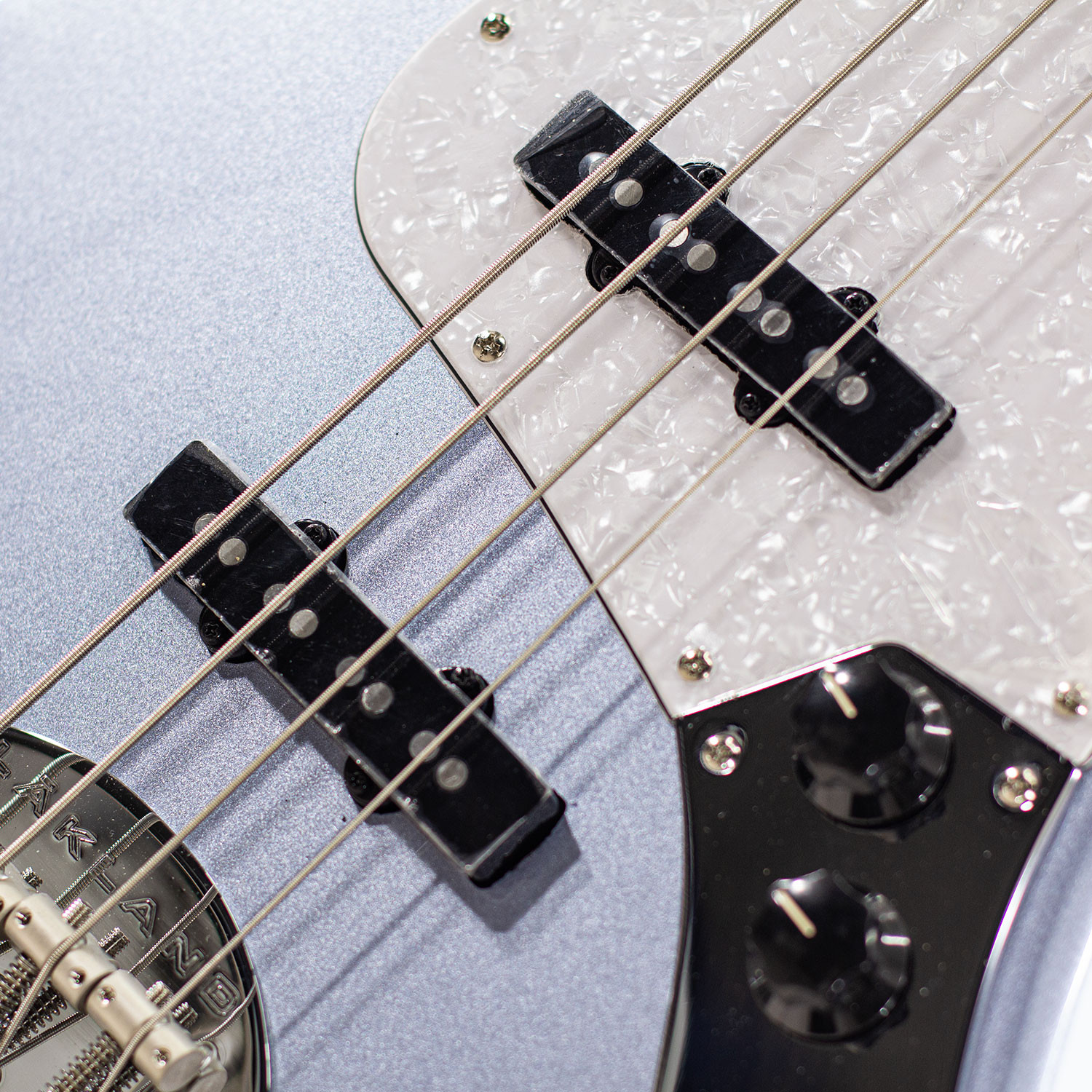 Skyline 44-60 Custom Vintage J Ice Blue Metallic