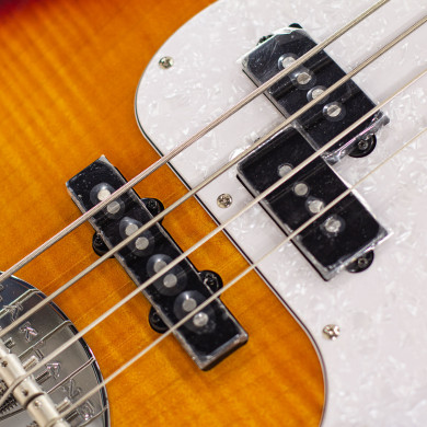 Skyline 44-64 Deluxe PJ Honey Burst