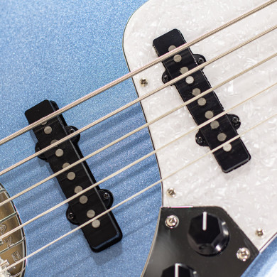 Skyline Darryl Jones 5 Lake Placid Blue