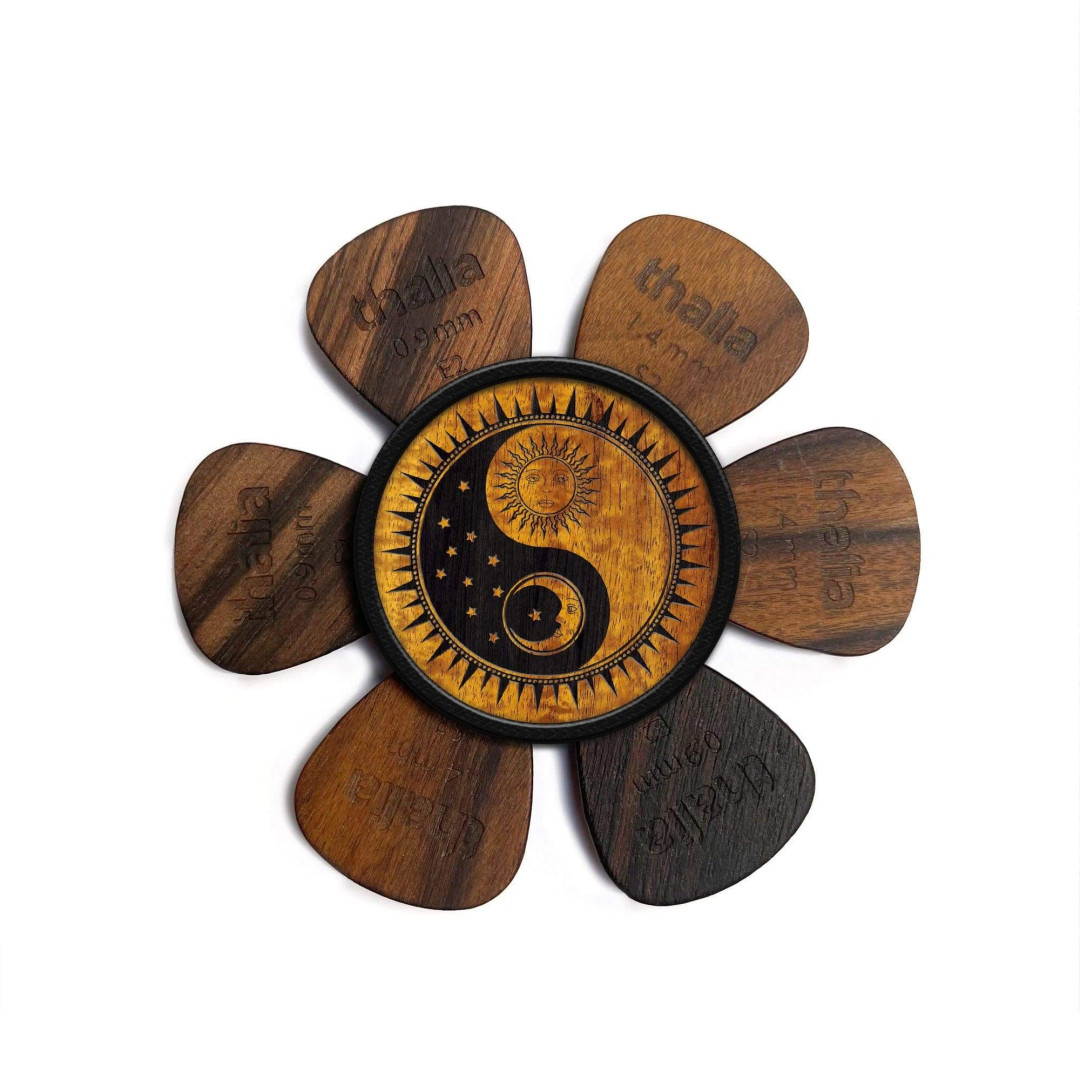 Pick puck yin yang wood