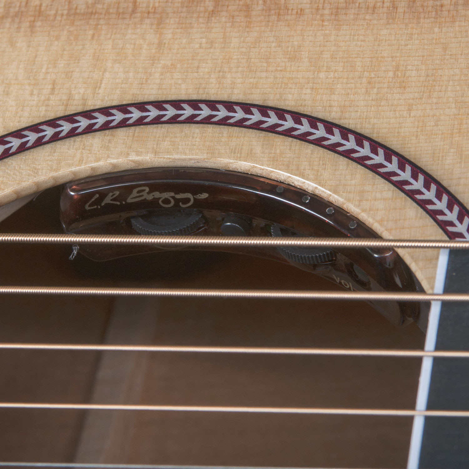 Seagull Artist Mosaic CW HG EQ