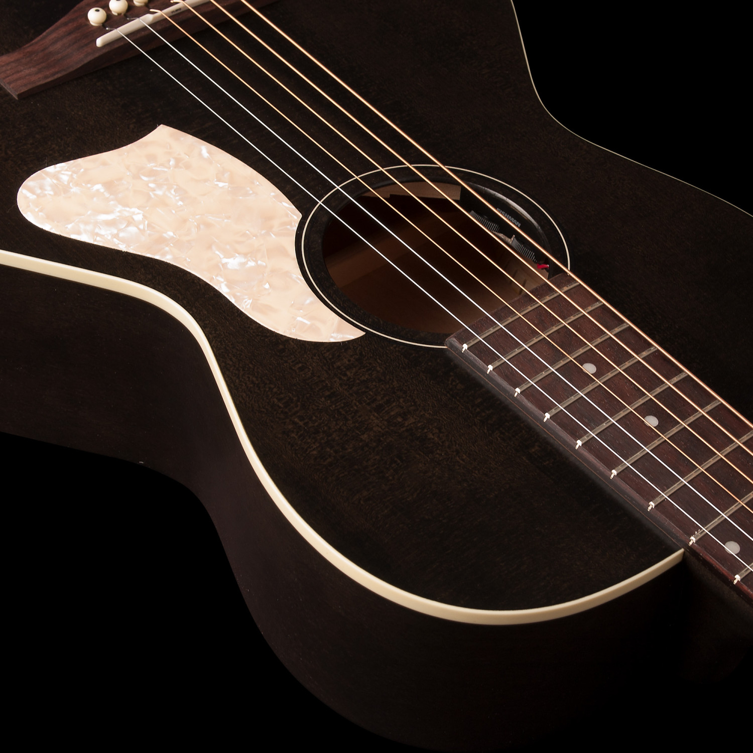 Roadhouse Faded Black A/E