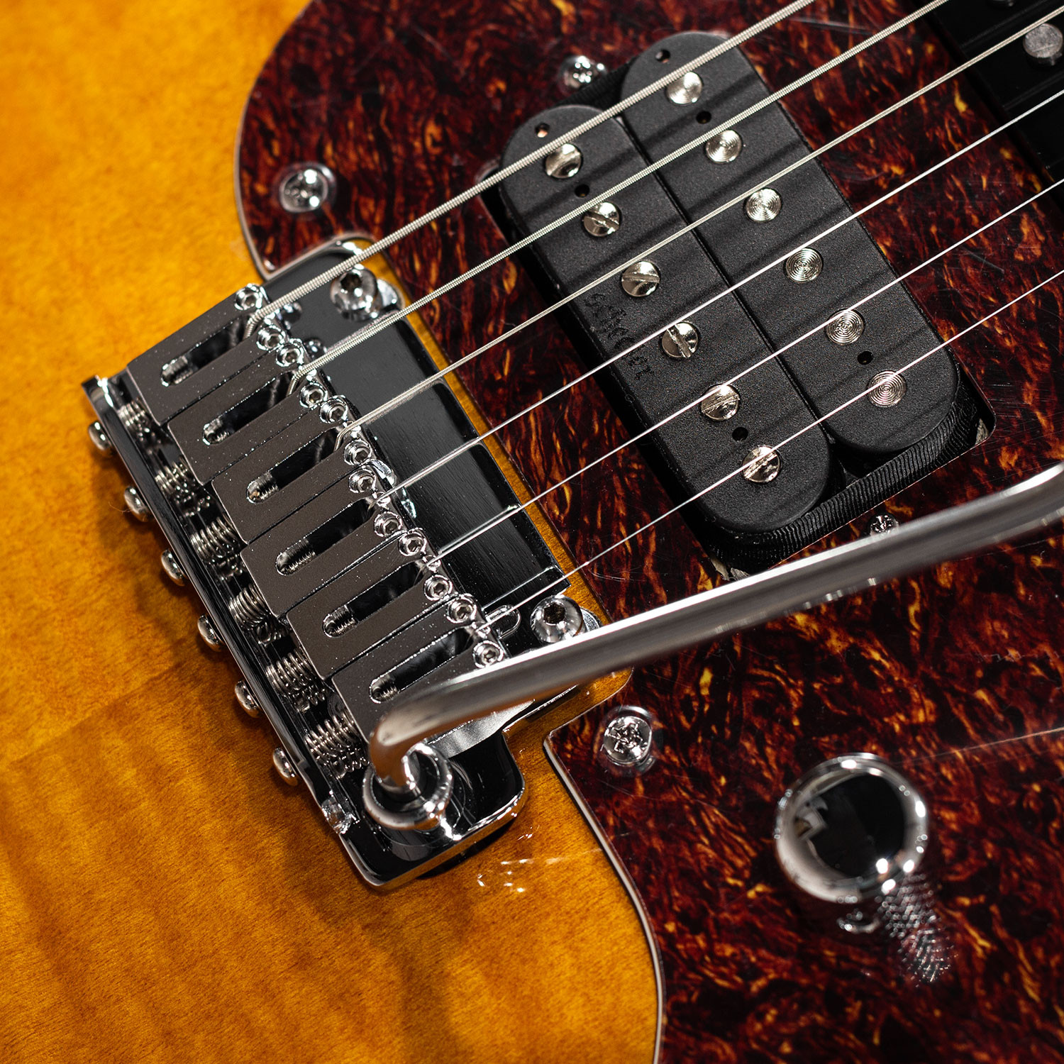 R66 Elite II Roasted Maple Traditional Vintage