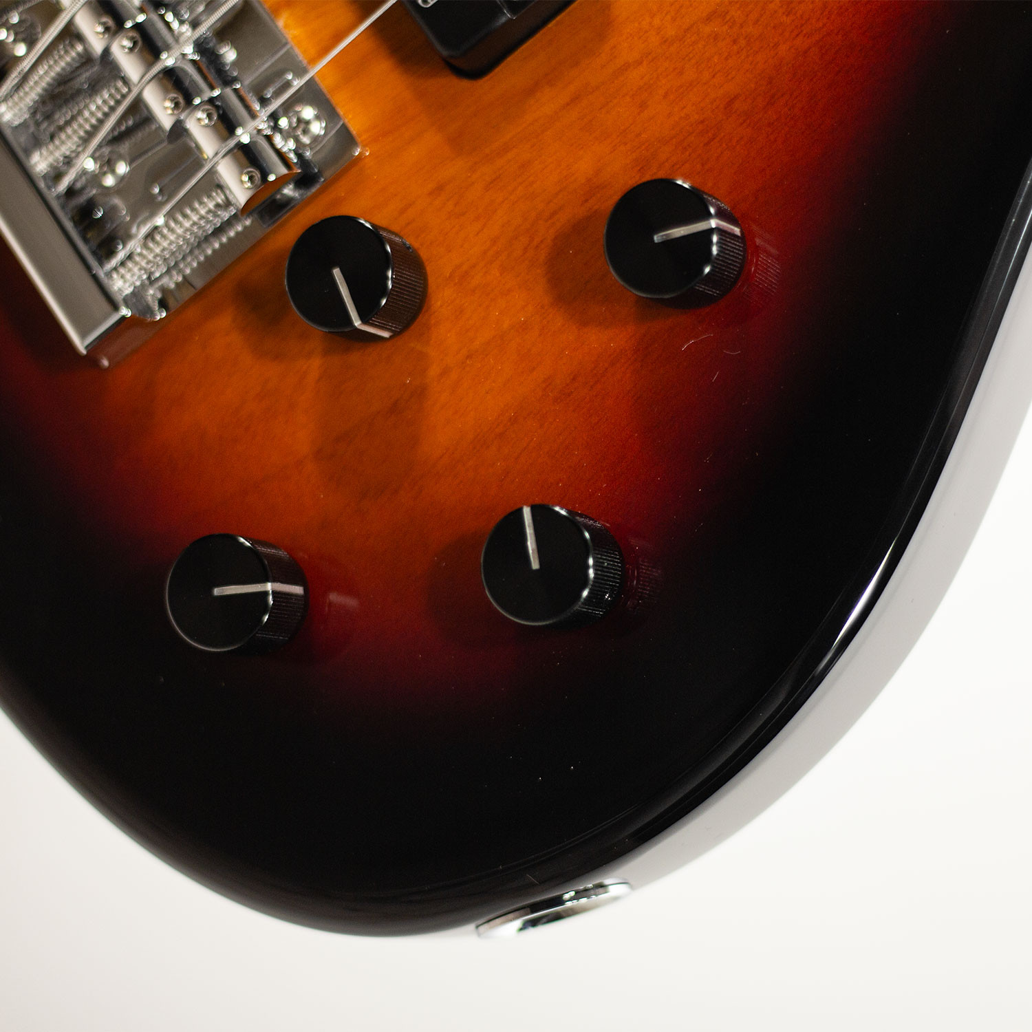 MetroExpress Modern Bass 6 24 Tobacco burst