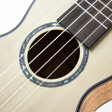 Collina Ukulele Soprano Spruce/Mahogany