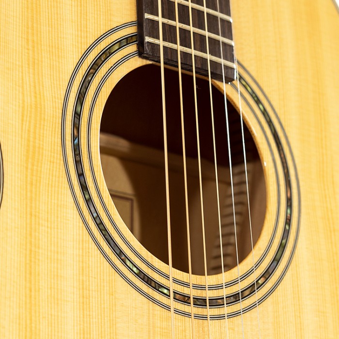 Collina Parlor Maple Ed.