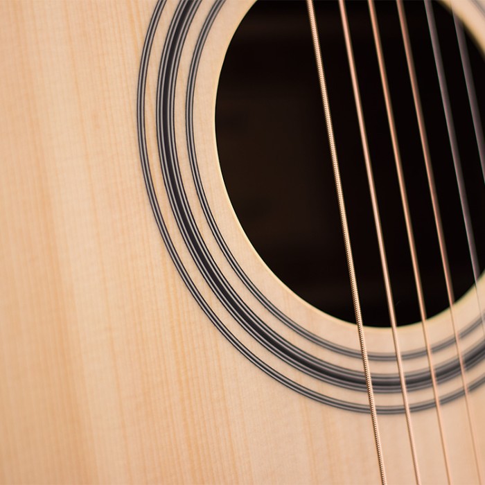Pianura Dreadnought Cutaway Natural