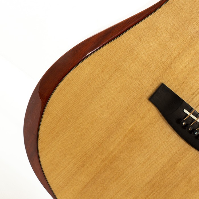 Collina Dreadnought Cutaway Armrest Ed.