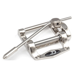 Diamond Deluxe Tremola...