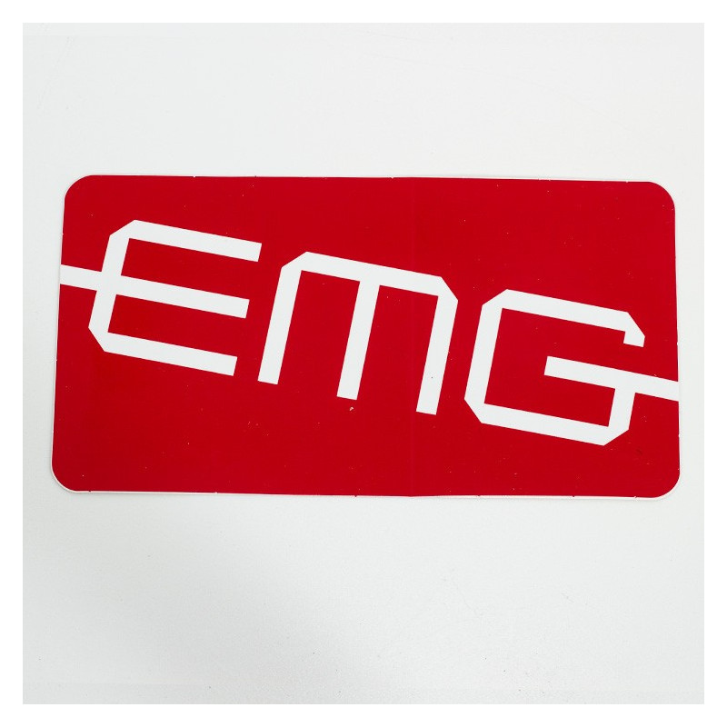 Adesivo rosso EMG con logo bianco