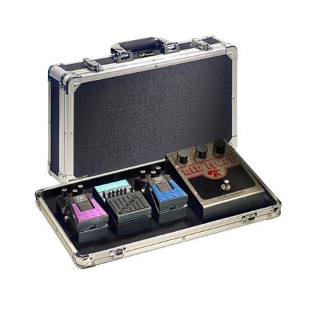 Pedalboard 42,4x22,6 con flight case